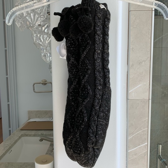 UGG Pom Metallic Fleece Lined Crew Socks - Picture 3 of 9